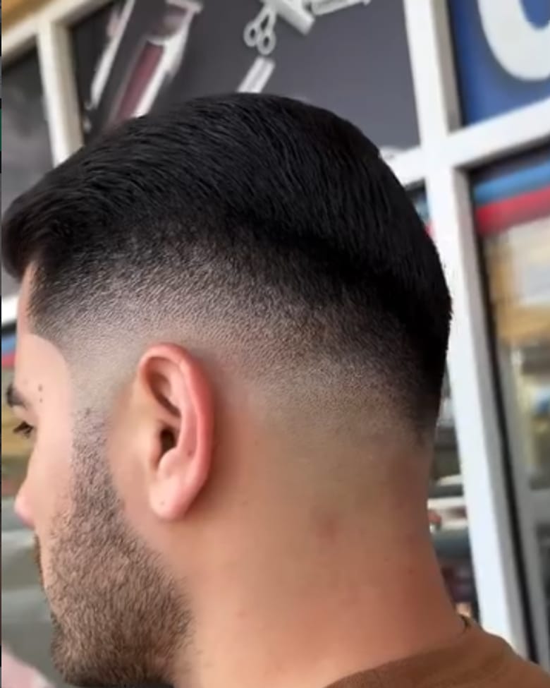 Taper fade con degradado bajo, vista trasera